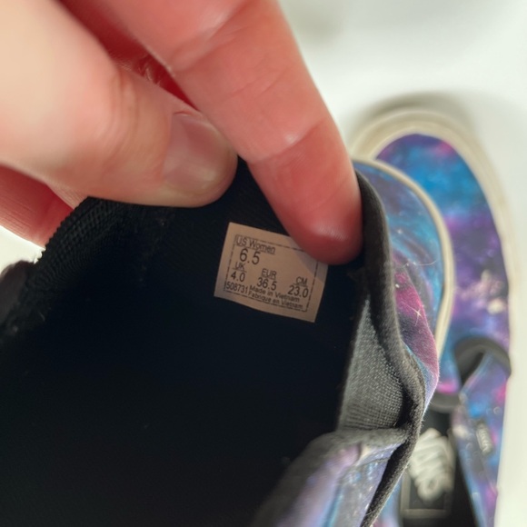Vans Galaxy Slip-On Sneakers - Black and Purple Women’s 6.5 - Picture 8 of 8